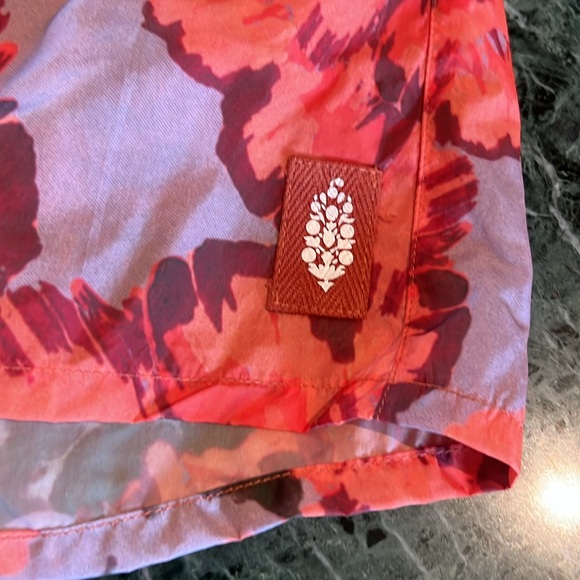 NEW Free People Movement ~ The Switchback Floral Shorts ~ size small - Picture 10 of 13